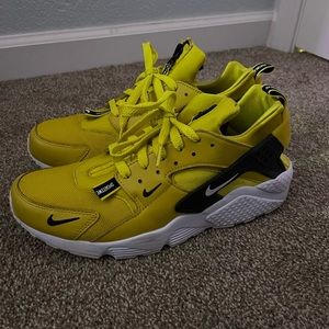 Air Harauche Runs (Lightning Yellow)